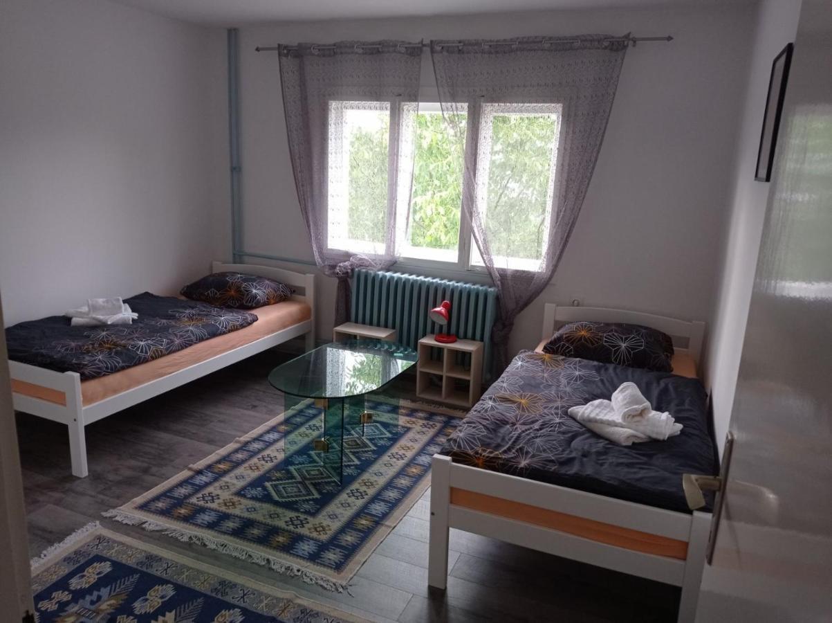 Guest house Mujo *